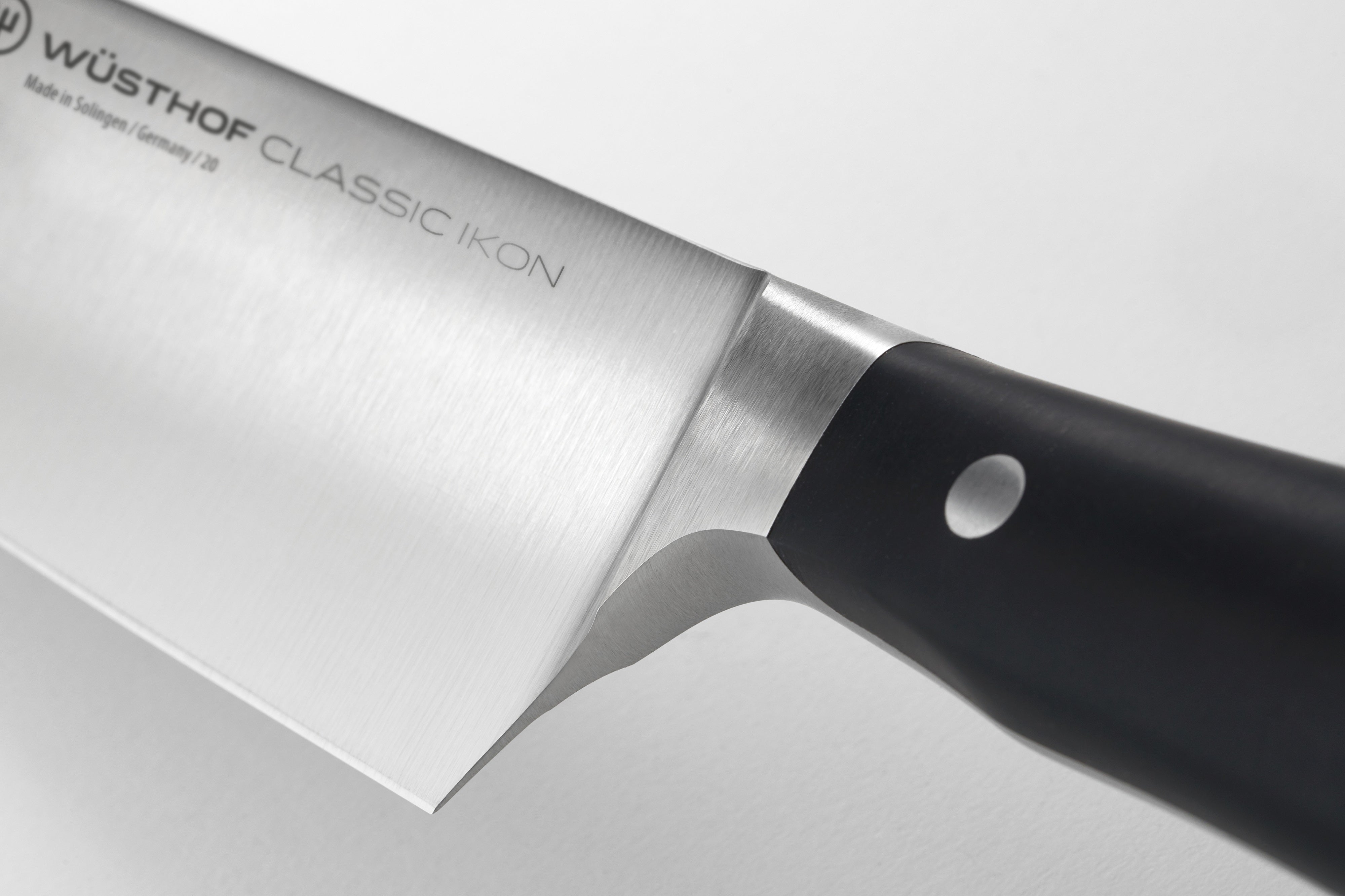 Wüsthof Classic Ikon bread knife 23 cm, 1040331123